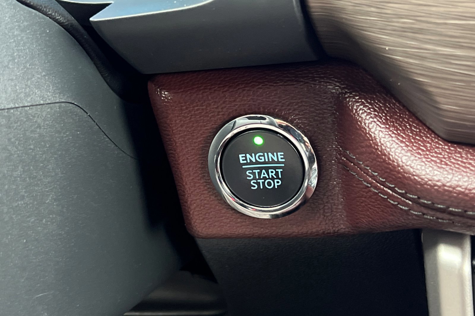 Certified 2024 Ford Expedition Limited image 25