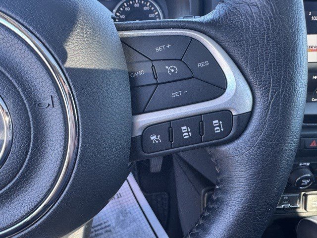 Used 2023 Jeep Renegade Limited w/ Sun/Sound Group image 16