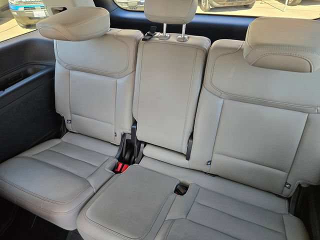 Certified 2025 Ford Expedition Active RWD image 13