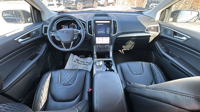 Certified 2024 Ford Edge Titanium AWD/4WD image 12