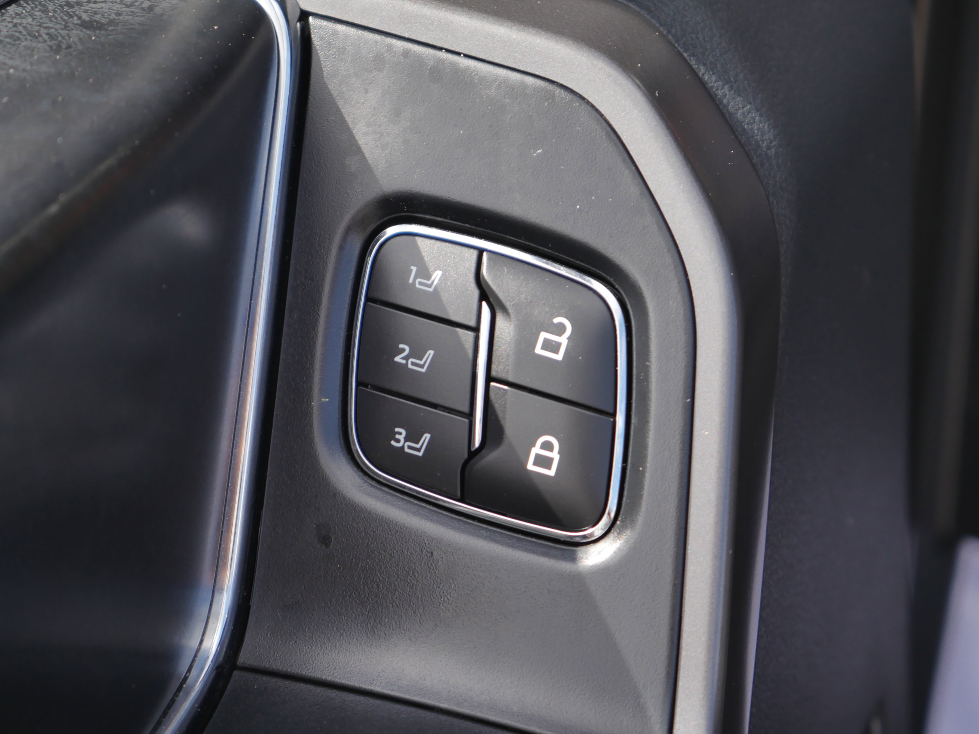 Certified 2025 Ford F150 Tremor w/ Equipment Group 402A High AWD/4WD image 41