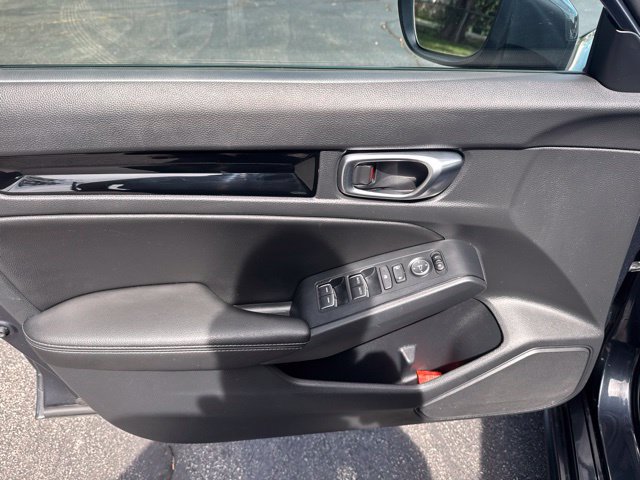 Used 2023 Honda Civic EX-L image 9