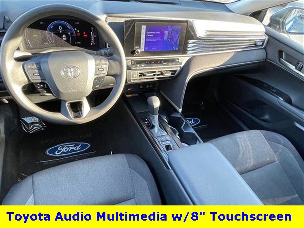 Used 2025 Toyota Camry LE image 13