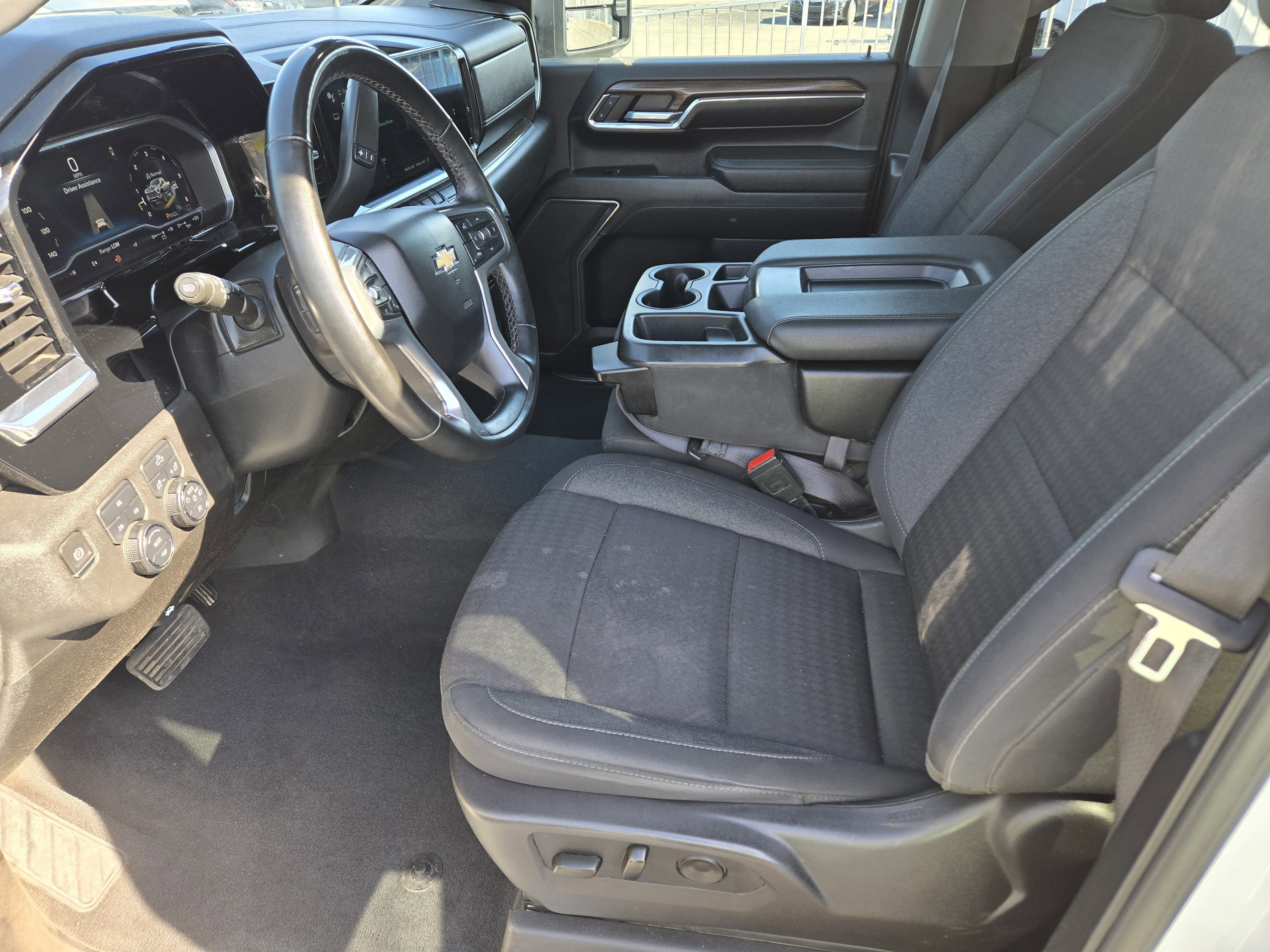 Used 2024 Chevrolet Silverado 2500 LT image 17