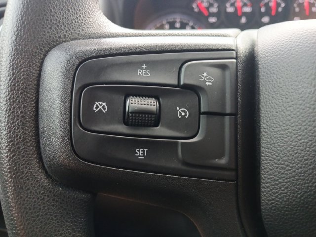 Used 2022 Chevrolet Silverado 1500 Custom w/ LPO, Dark Essentials Package AWD/4WD image 5