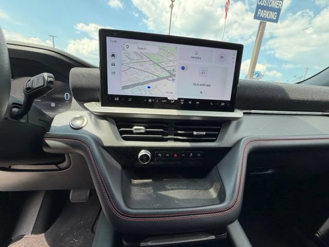 Certified 2025 Ford Explorer ST-Line AWD/4WD image 13