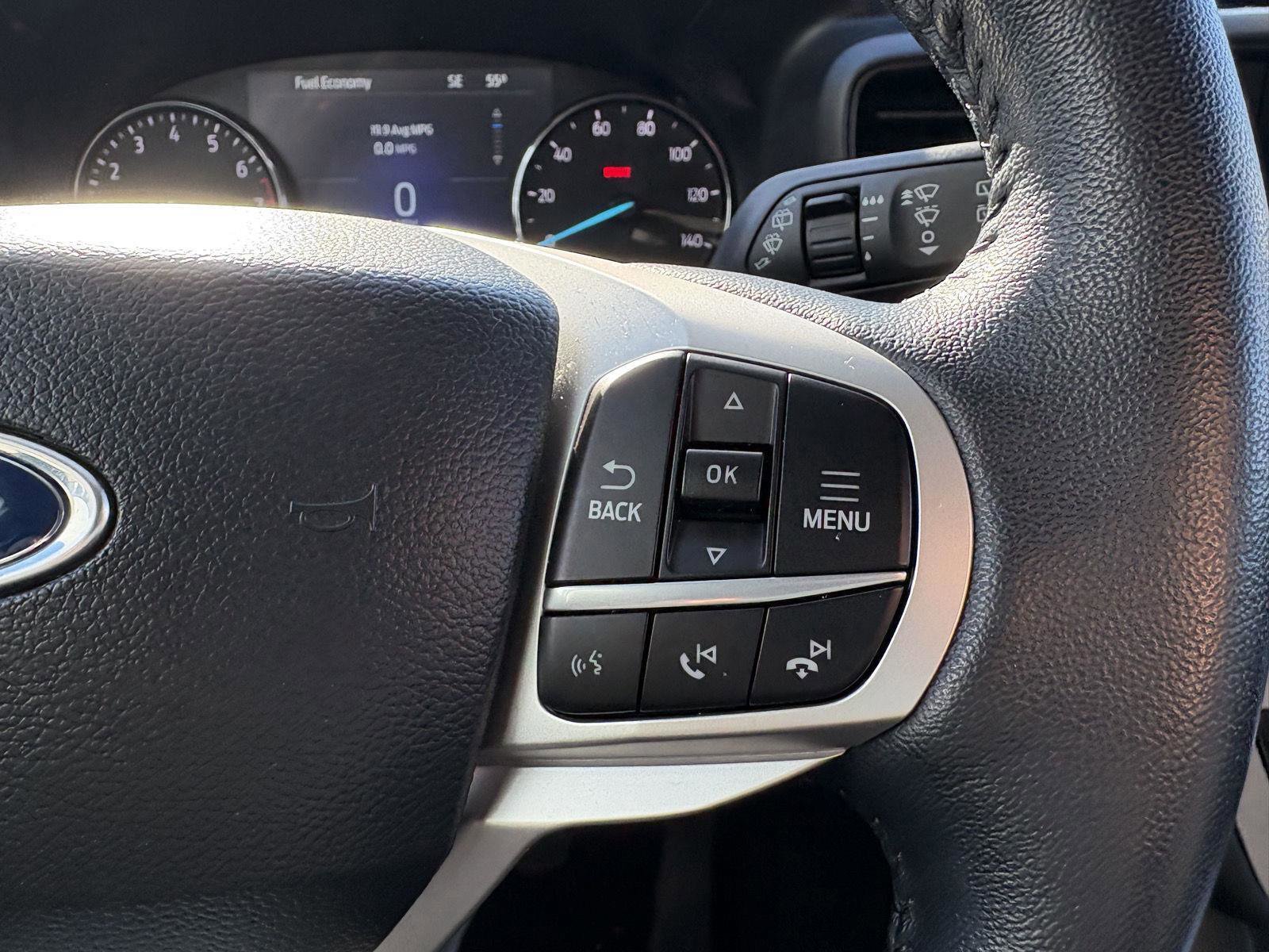 Certified 2023 Ford Explorer XLT w/ Class IV Trailer Tow Package image 11