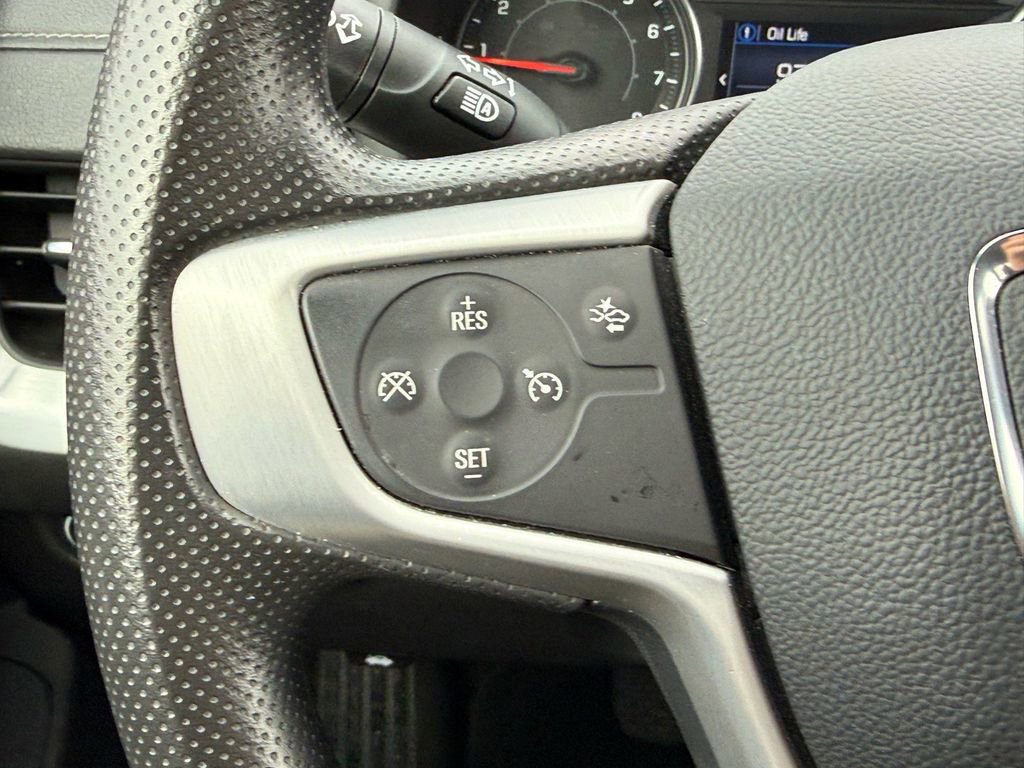 Used 2024 GMC Terrain SLE image 18