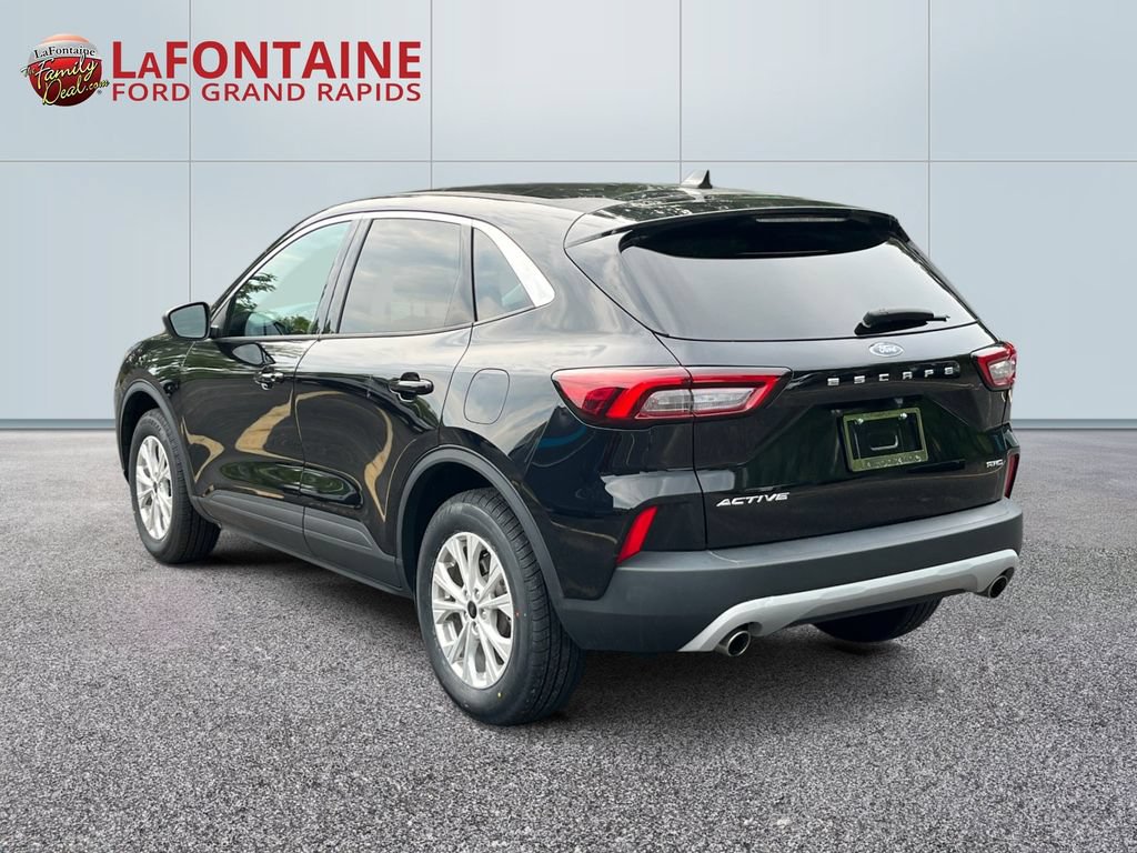 Certified 2023 Ford Escape Active AWD/4WD image 5