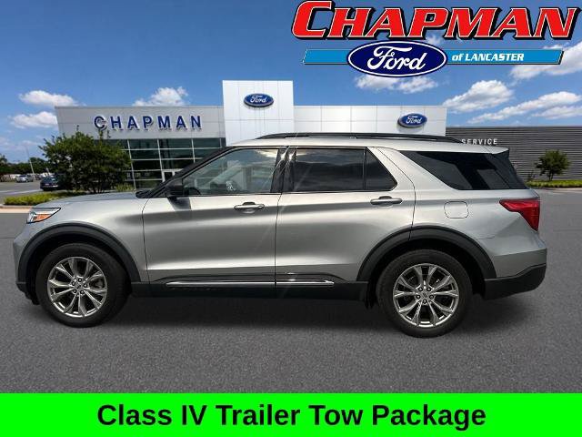 Certified 2022 Ford Explorer XLT w/ Equipment Group 202A AWD/4WD image 2