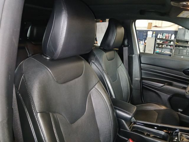 Used 2023 Jeep Compass High Altitude AWD/4WD image 49