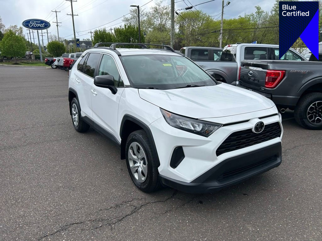 Used 2021 Toyota RAV4 LE AWD/4WD image 1