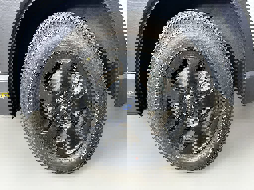 Used 2023 Subaru Forester Wilderness w/ Wilderness Package AWD/4WD image 11