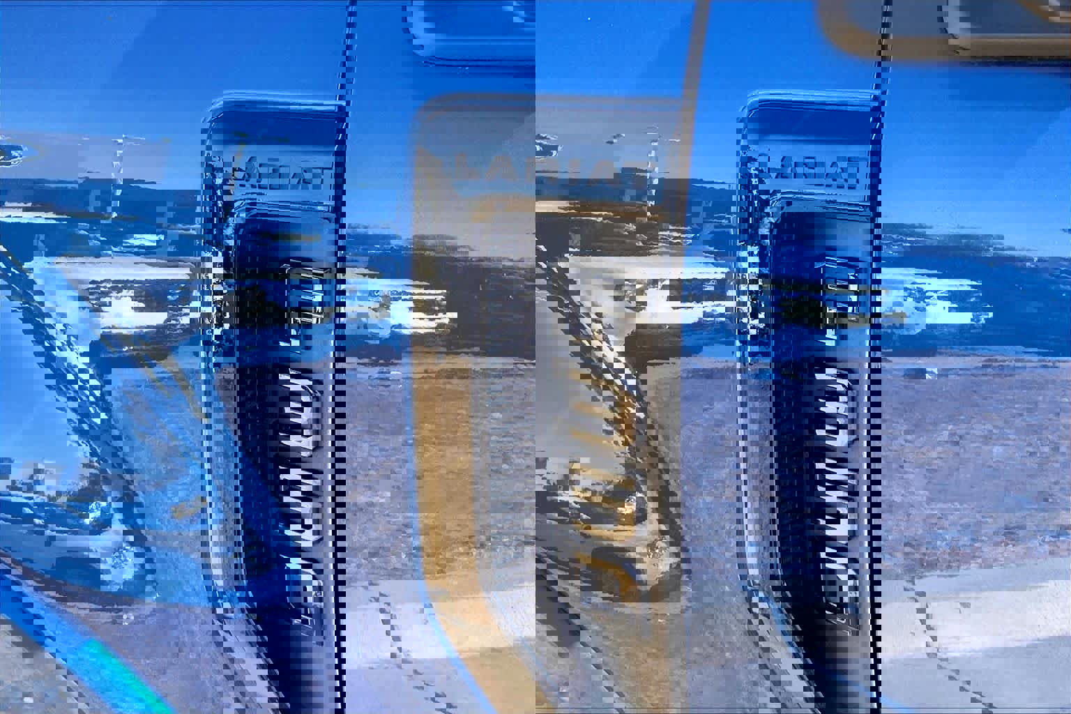 Certified 2022 Ford F350 Lariat w/ Tremor Off-Road Package image 30