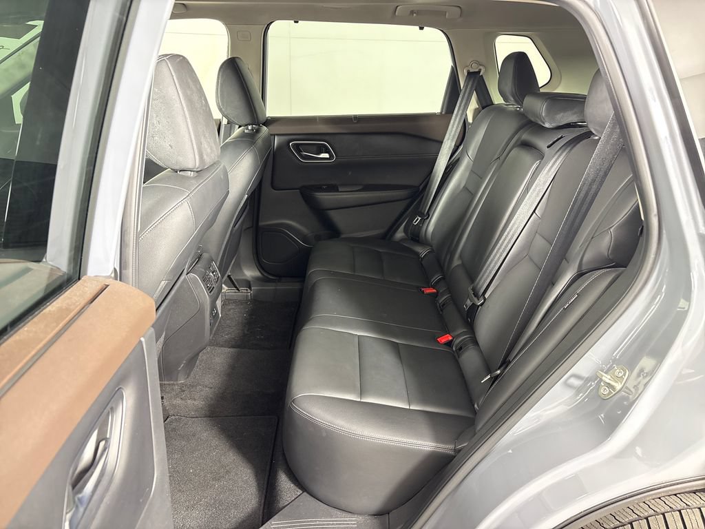 Used 2021 Nissan Rogue SL w/ Premium Package FWD image 25