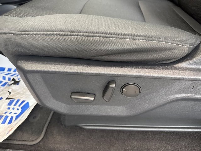 Certified 2022 Ford F150 XLT w/ Equipment Group 302A High image 18