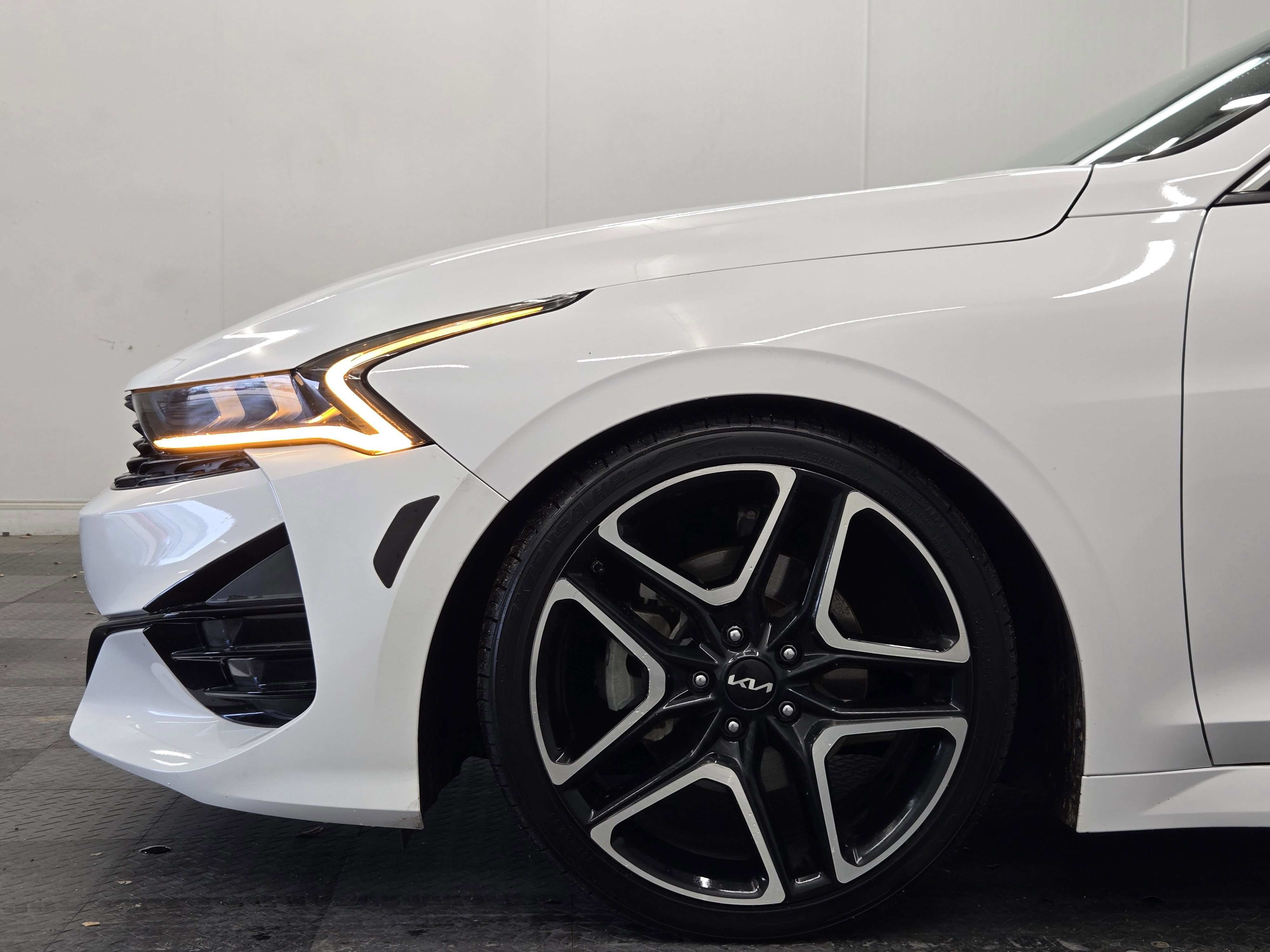 Used 2022 Kia K5 GT-Line w/ GT-Line FWD Premium Package image 9