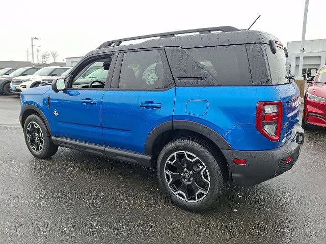 Certified 2025 Ford Bronco Sport Outer Banks w/ Outer Banks Tech Package+ AWD/4WD image 2