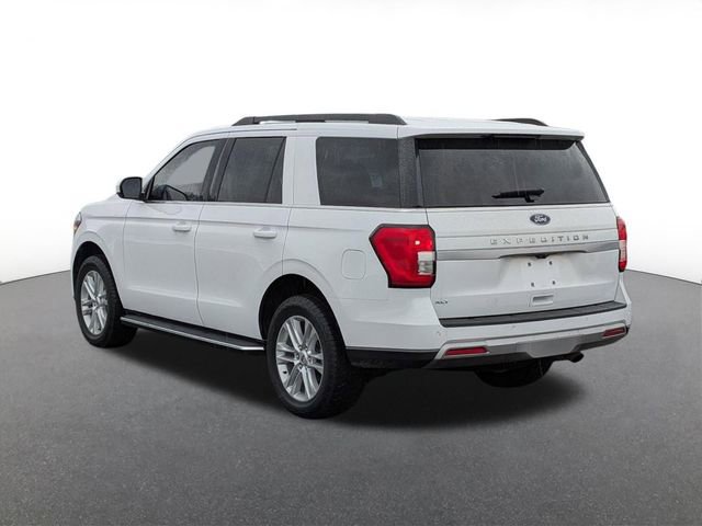 Certified 2022 Ford Expedition XLT image 2