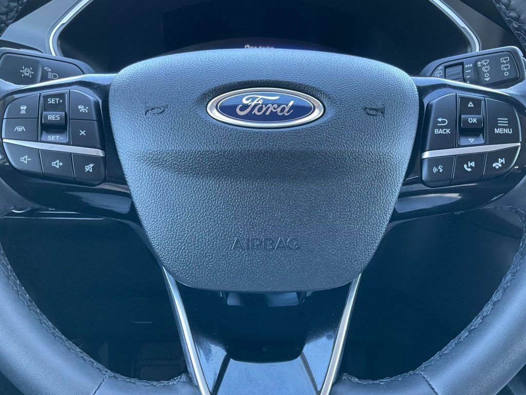 Certified 2022 Ford Escape SEL w/ Technology Package image 63