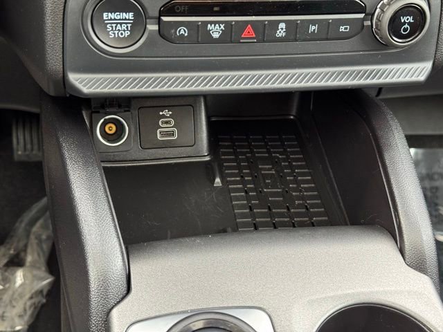 Certified 2025 Ford Bronco Sport Outer Banks w/ Outer Banks Tech Package+ AWD/4WD image 20