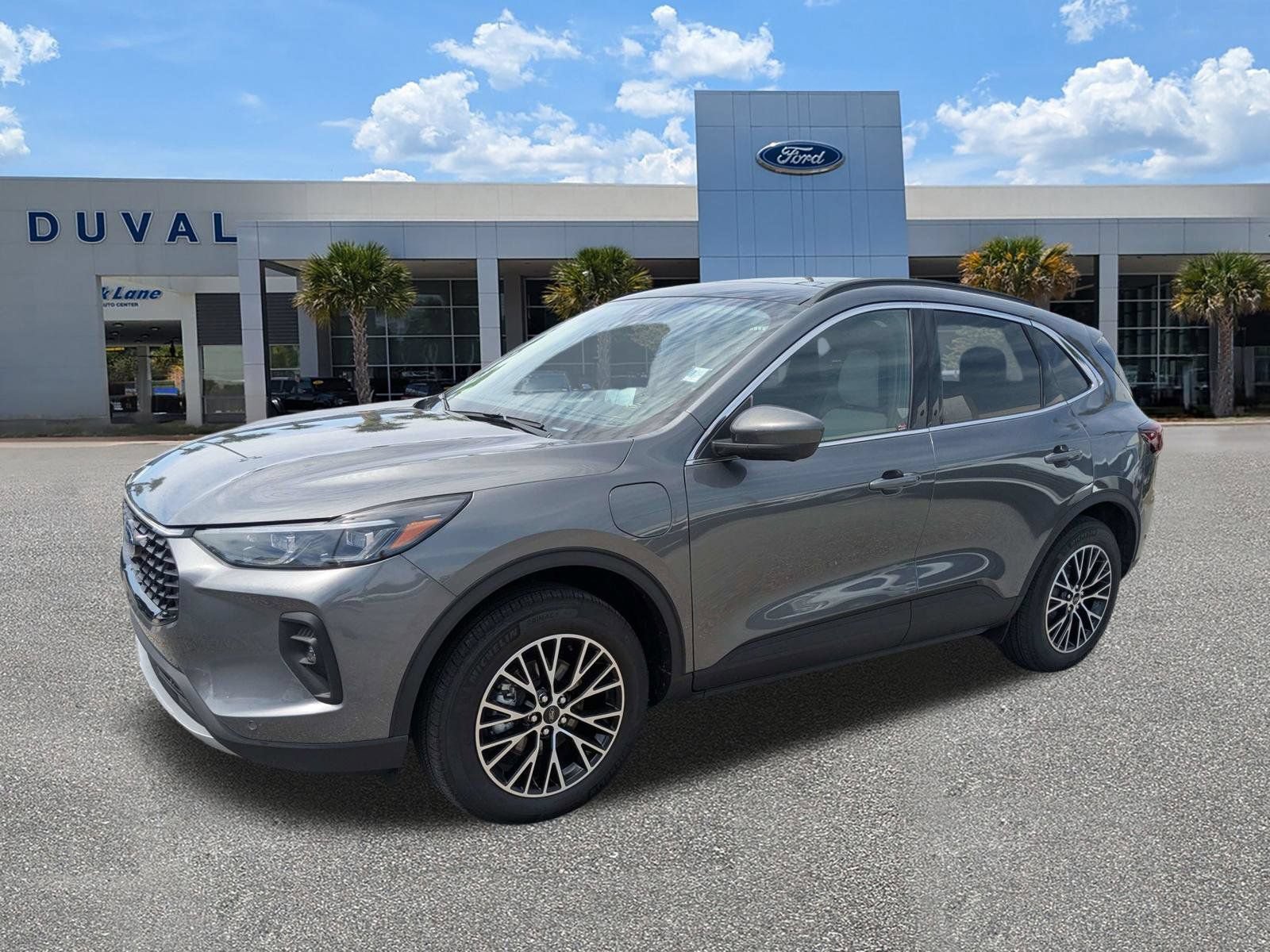 Certified 2026 Ford Escape SE w/ PHEV Premium Package FWD image 8
