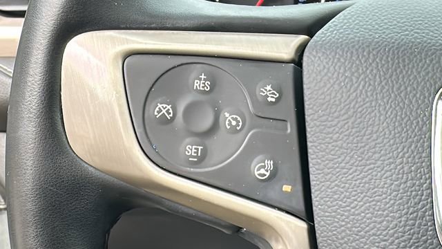 Used 2023 GMC Acadia Denali w/ Denali Technology Package image 24