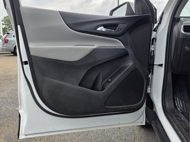 Used 2023 Chevrolet Equinox LT w/ Driver Convenience Package FWD image 15
