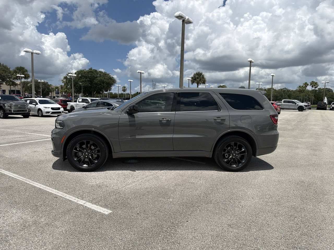 Used 2022 Dodge Durango SXT w/ Blacktop Package AWD/4WD image 5