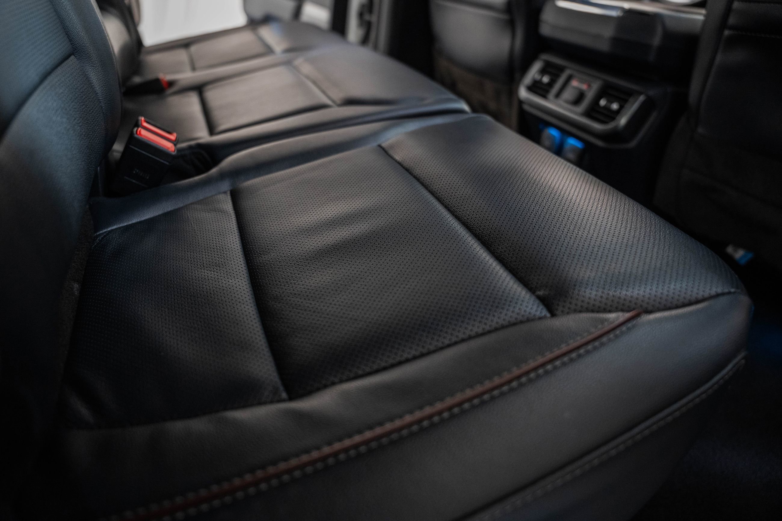 Certified 2023 Ford F150 Lariat w/ Equipment Group 502A High image 41