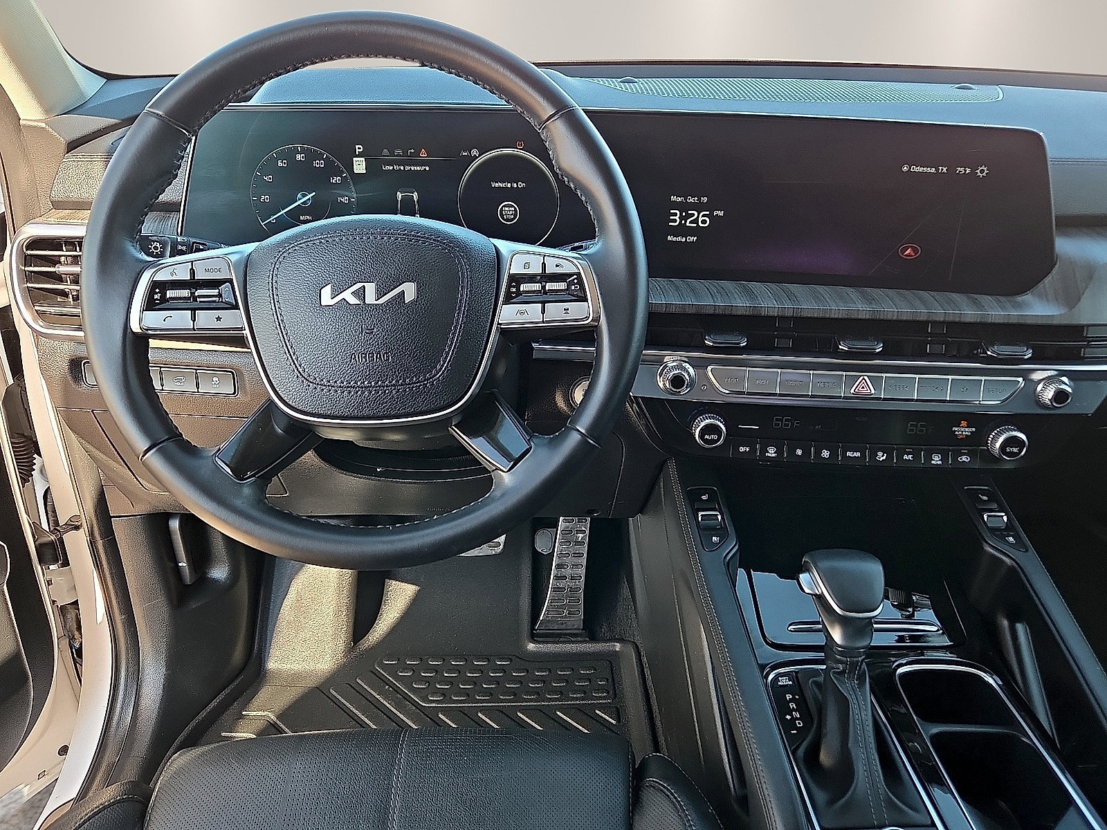 Used 2024 Kia Telluride SX FWD image 12
