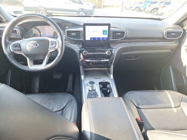 Certified 2023 Ford Explorer Limited image 14