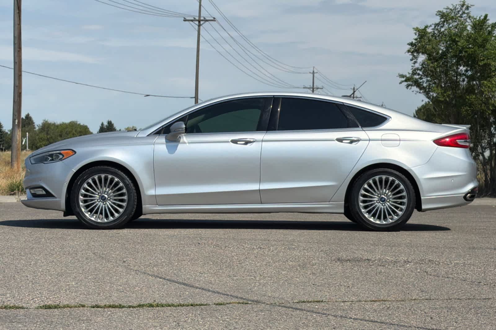 Certified 2017 Ford Fusion Titanium FWD image 5