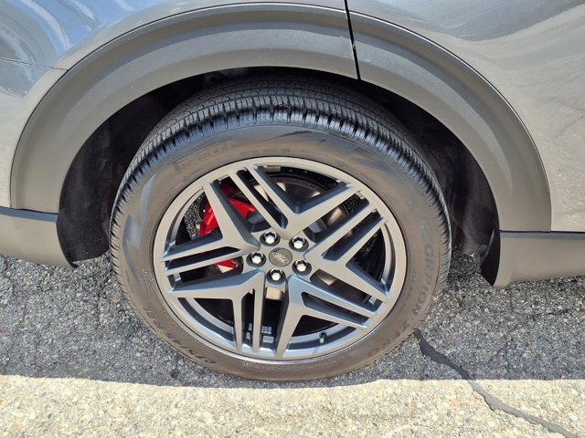 Certified 2025 Ford Explorer ST AWD/4WD image 28