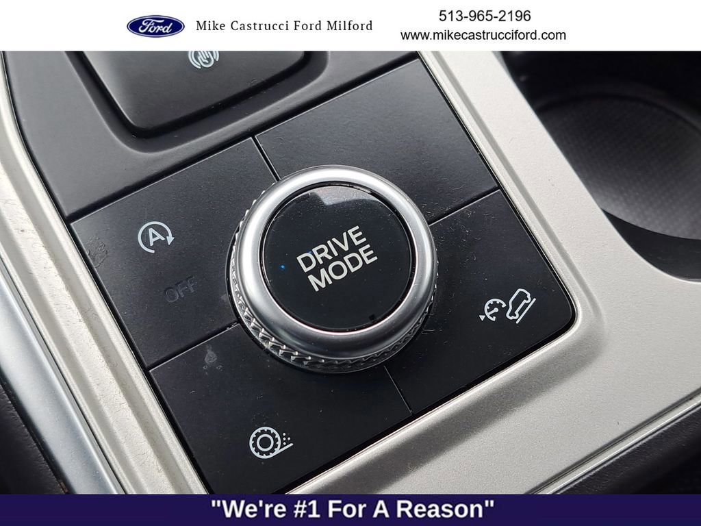 Certified 2021 Ford Explorer XLT w/ Equipment Group 202A image 18