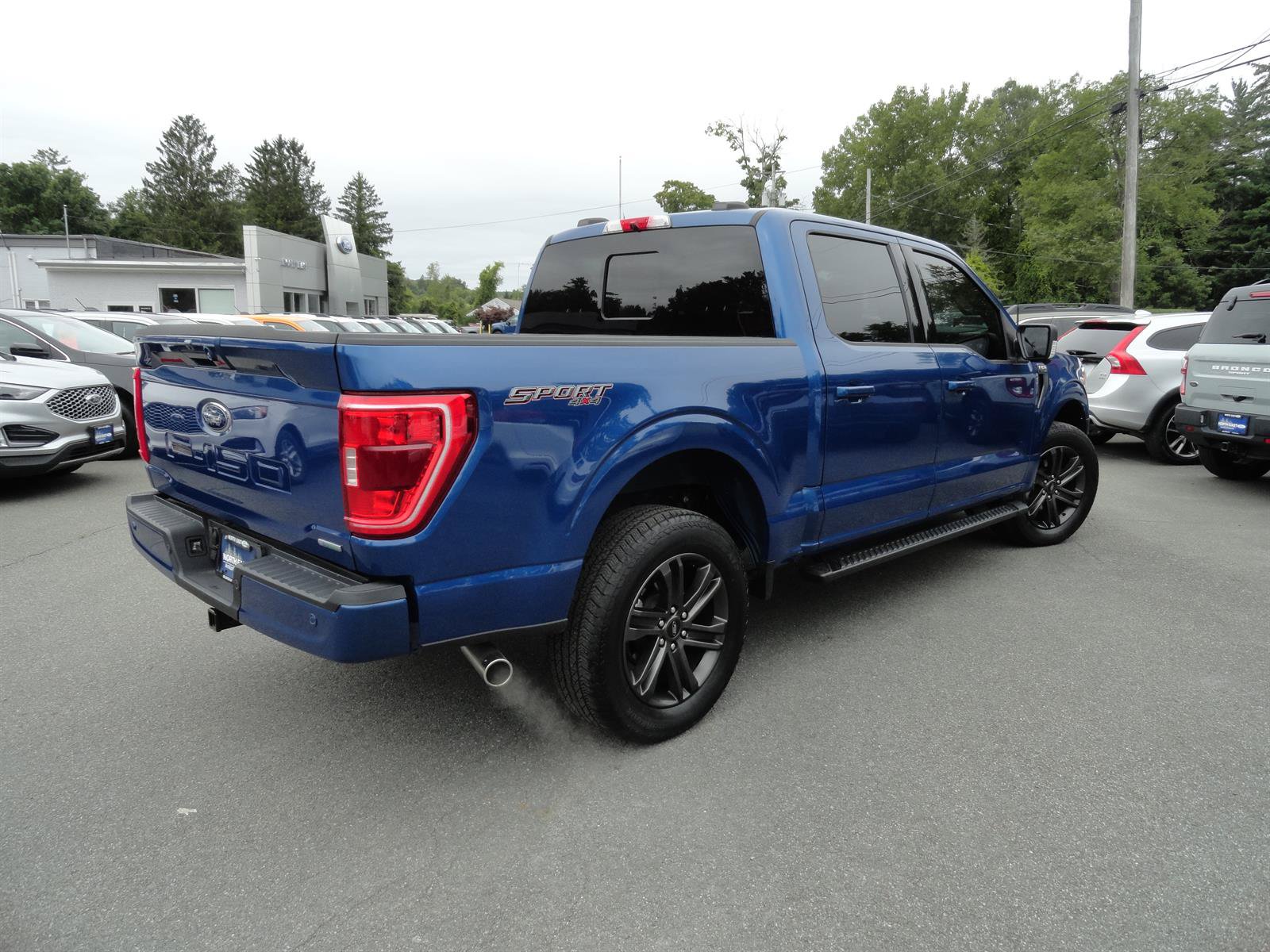 Certified 2022 Ford F150 XLT w/ Equipment Group 302A High AWD/4WD image 5