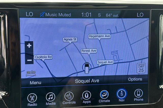 Used 2017 Chrysler Pacifica Limited image 22