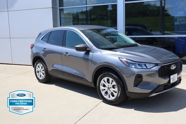Certified 2024 Ford Escape Active AWD/4WD image 2