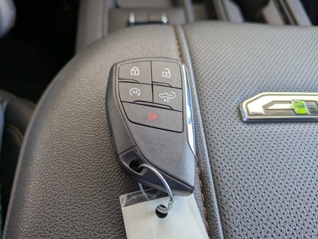 Used 2025 GMC Sierra 3500 AT4 image 31