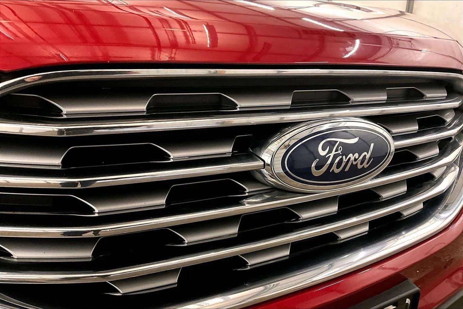 Certified 2023 Ford Edge Titanium image 29