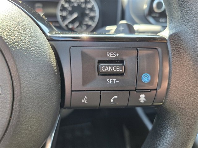 Used 2023 Nissan Rogue SV image 27