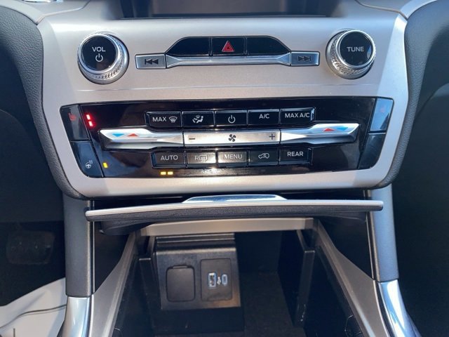 Certified 2023 Ford Explorer XLT w/ Equipment Group 202A image 13