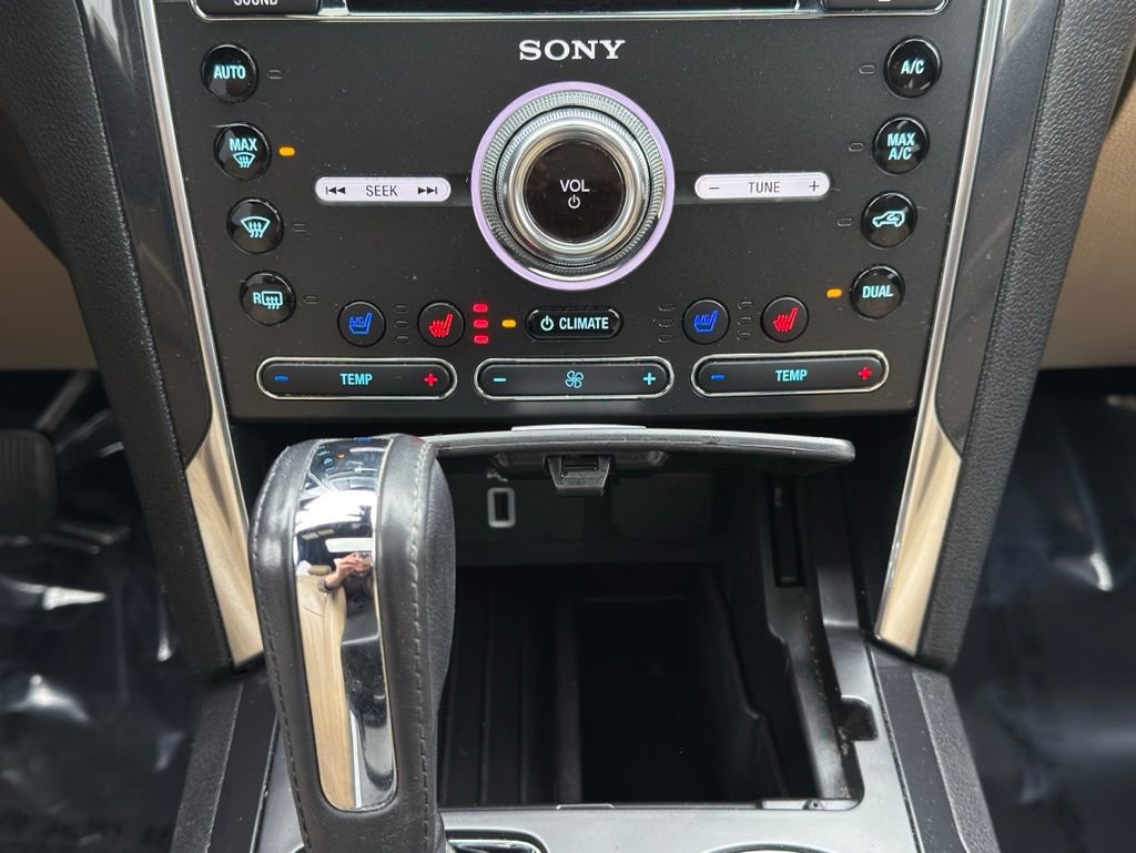 Certified 2017 Ford Explorer Limited w/ Equipment Group 301A image 19