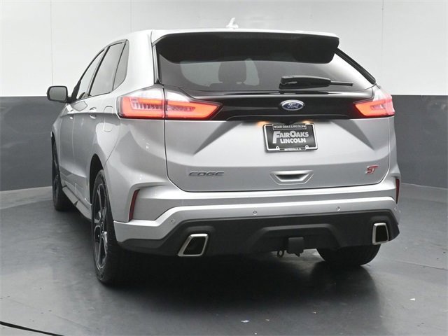 Certified 2019 Ford Edge ST w/ Convenience Package image 9