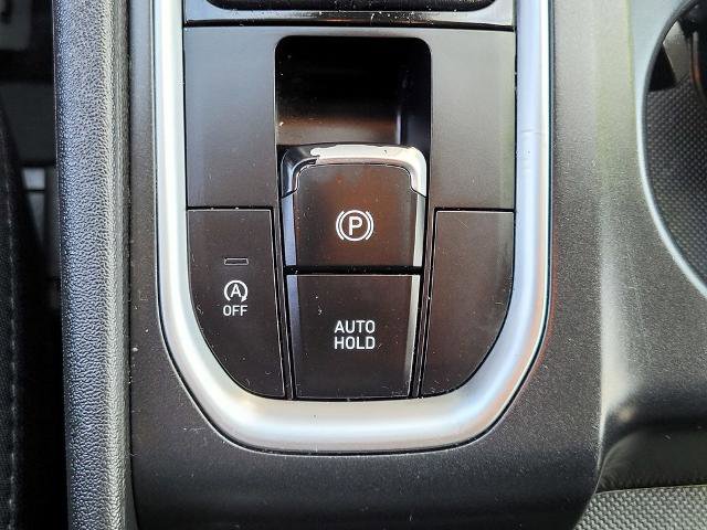 Used 2019 Hyundai Santa Fe SE FWD image 23