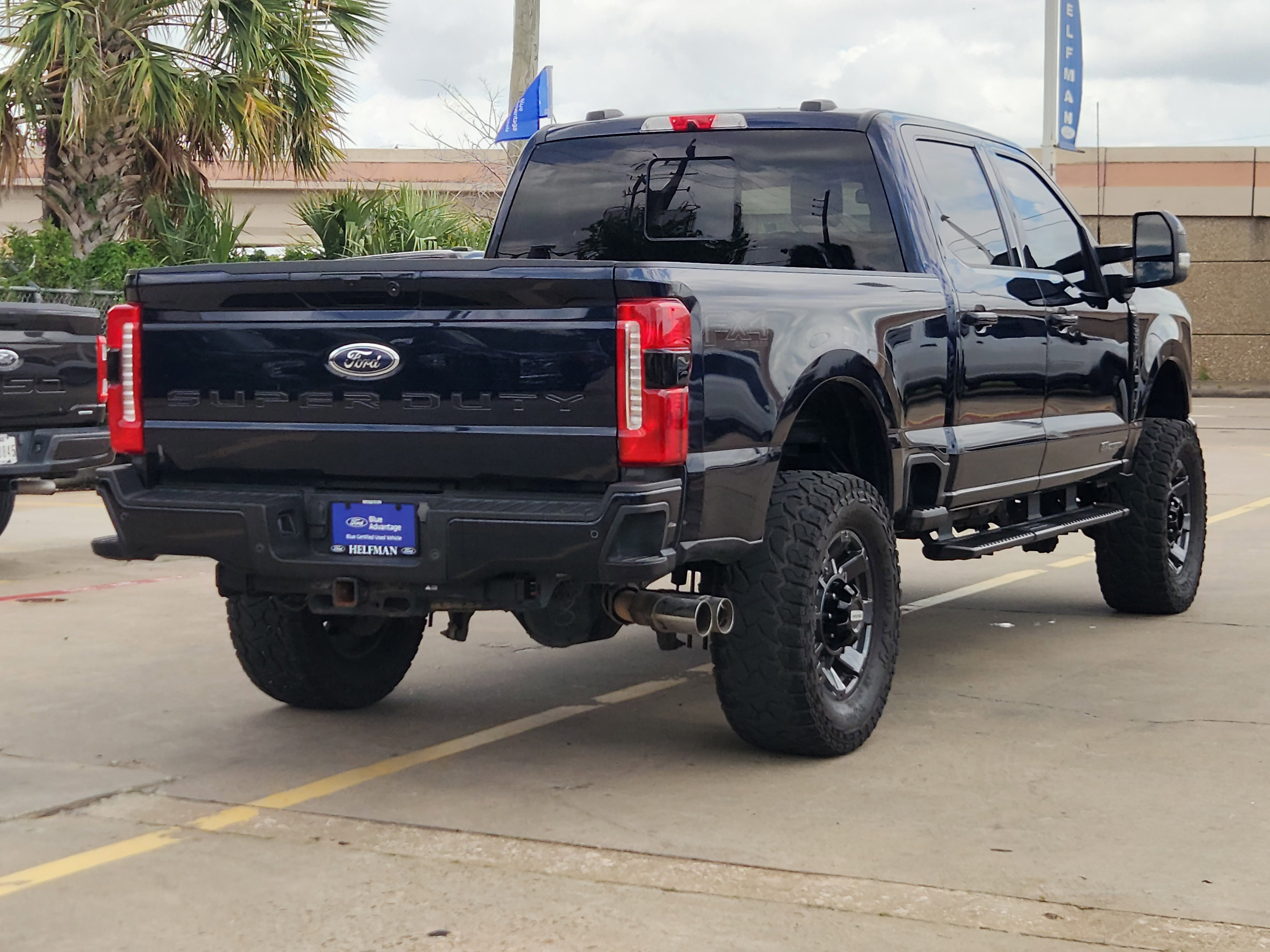 Certified 2023 Ford F250 Lariat w/ Lariat Ultimate Package AWD/4WD image 3