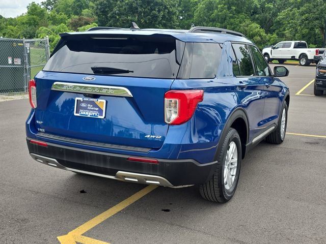 Certified 2023 Ford Explorer XLT w/ Equipment Group 202A AWD/4WD image 4