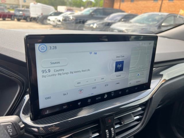 Certified 2024 Ford Escape ST-Line w/ Tech Pack #1 AWD/4WD image 12