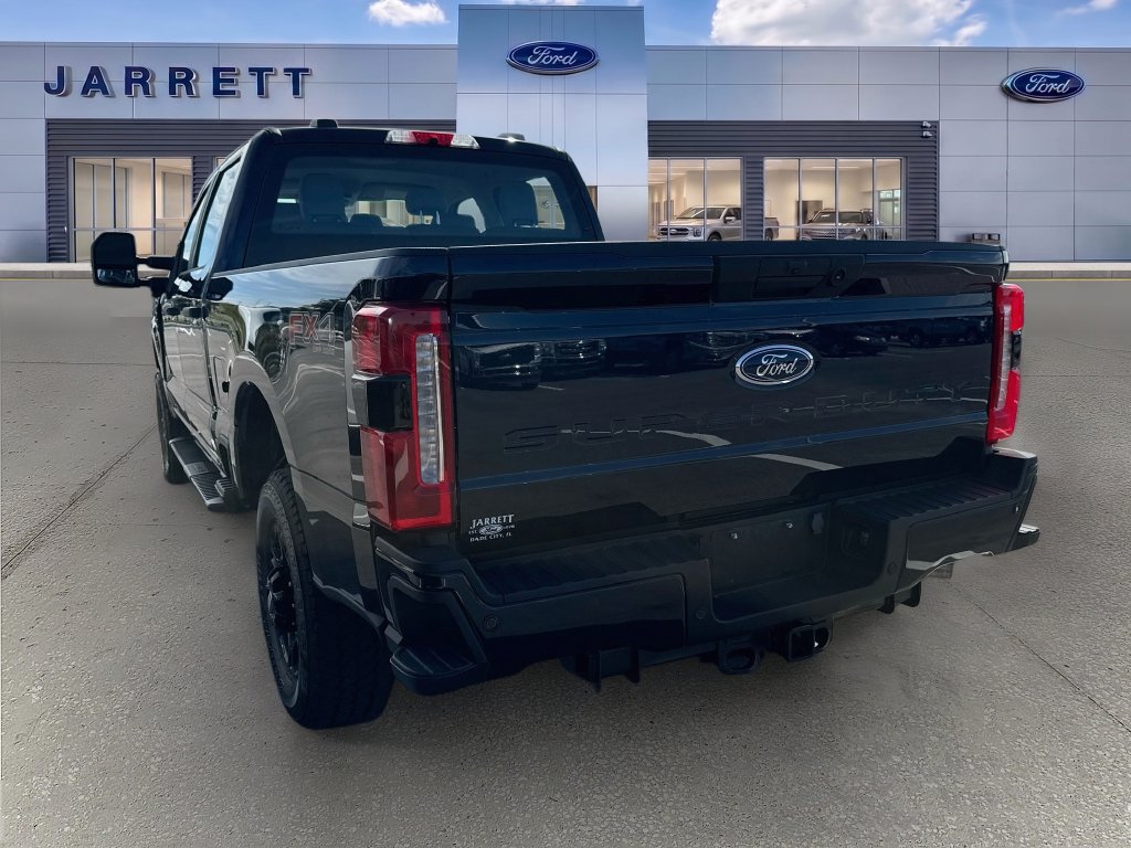 Certified 2024 Ford F250 XL w/ STX Appearance Package AWD/4WD image 3