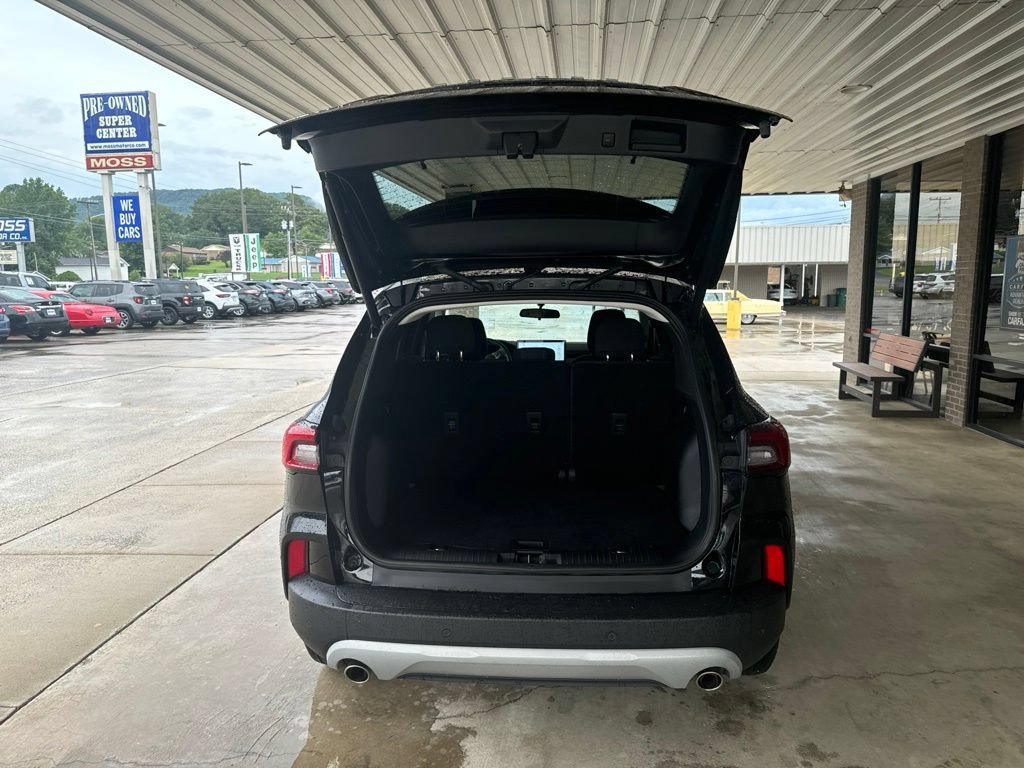 Certified 2023 Ford Escape Active w/ Tech Pack #1 FWD image 25